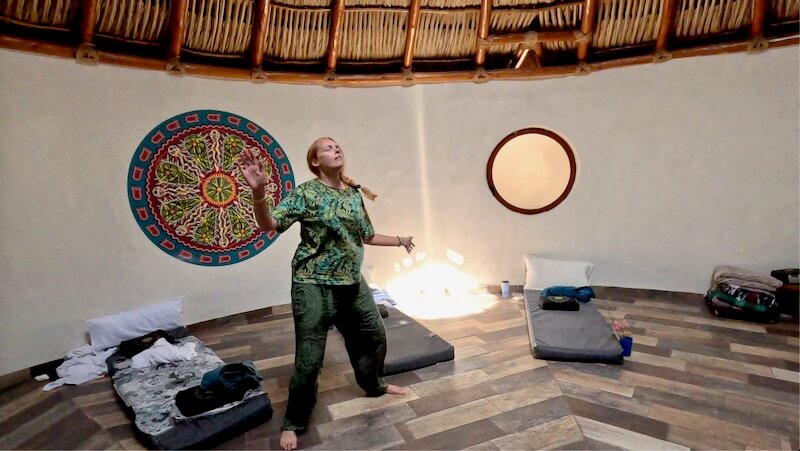 Mexico 26: Studio Light